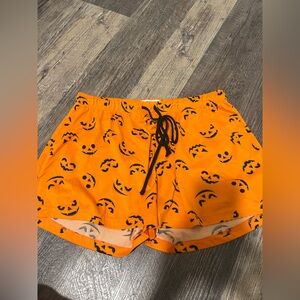 Orange Pumpkin Print Women's Shorts